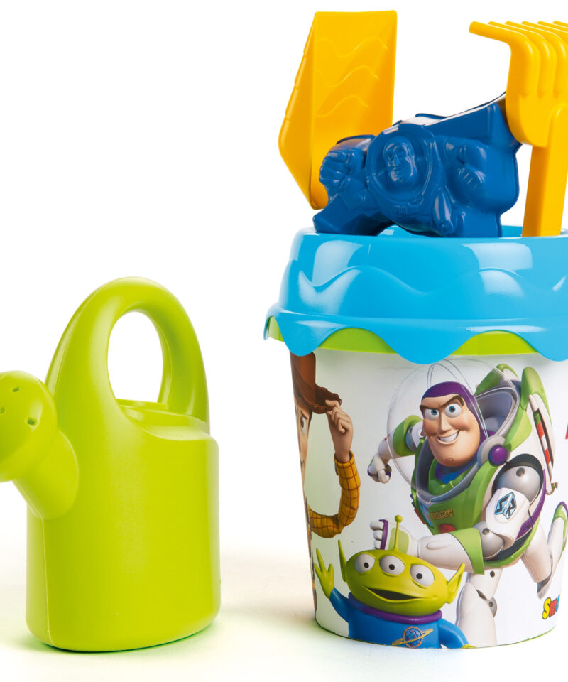 Laste liivamängude komplekt rannas