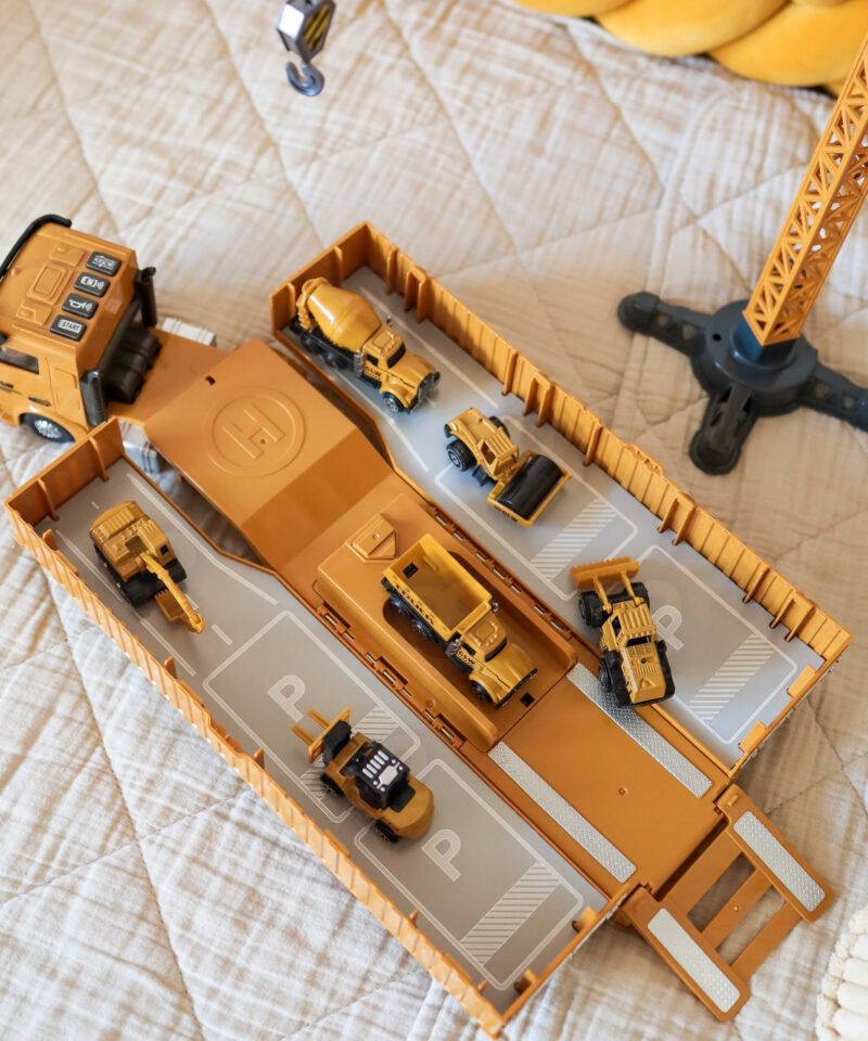 Ehitusauto mängukomplekt koos kraanaga