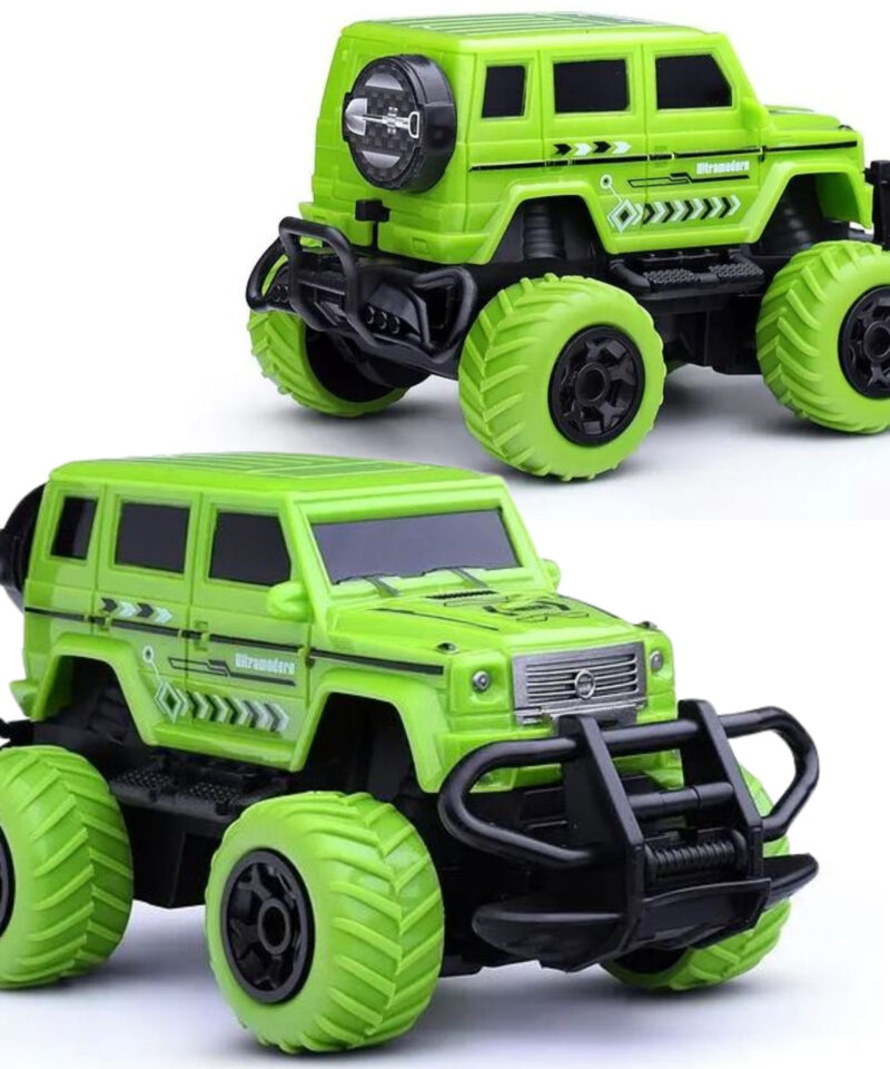 Maastikuauto LED tuledega öösel