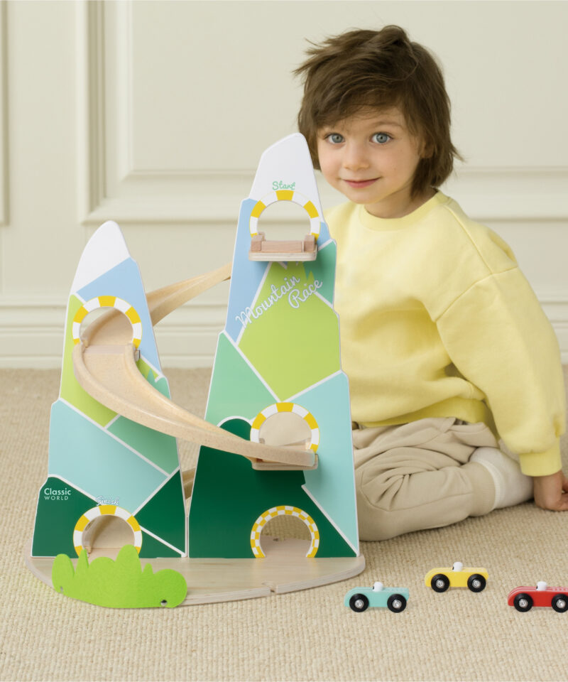 Kahe mäe kujuline võidusõidurada