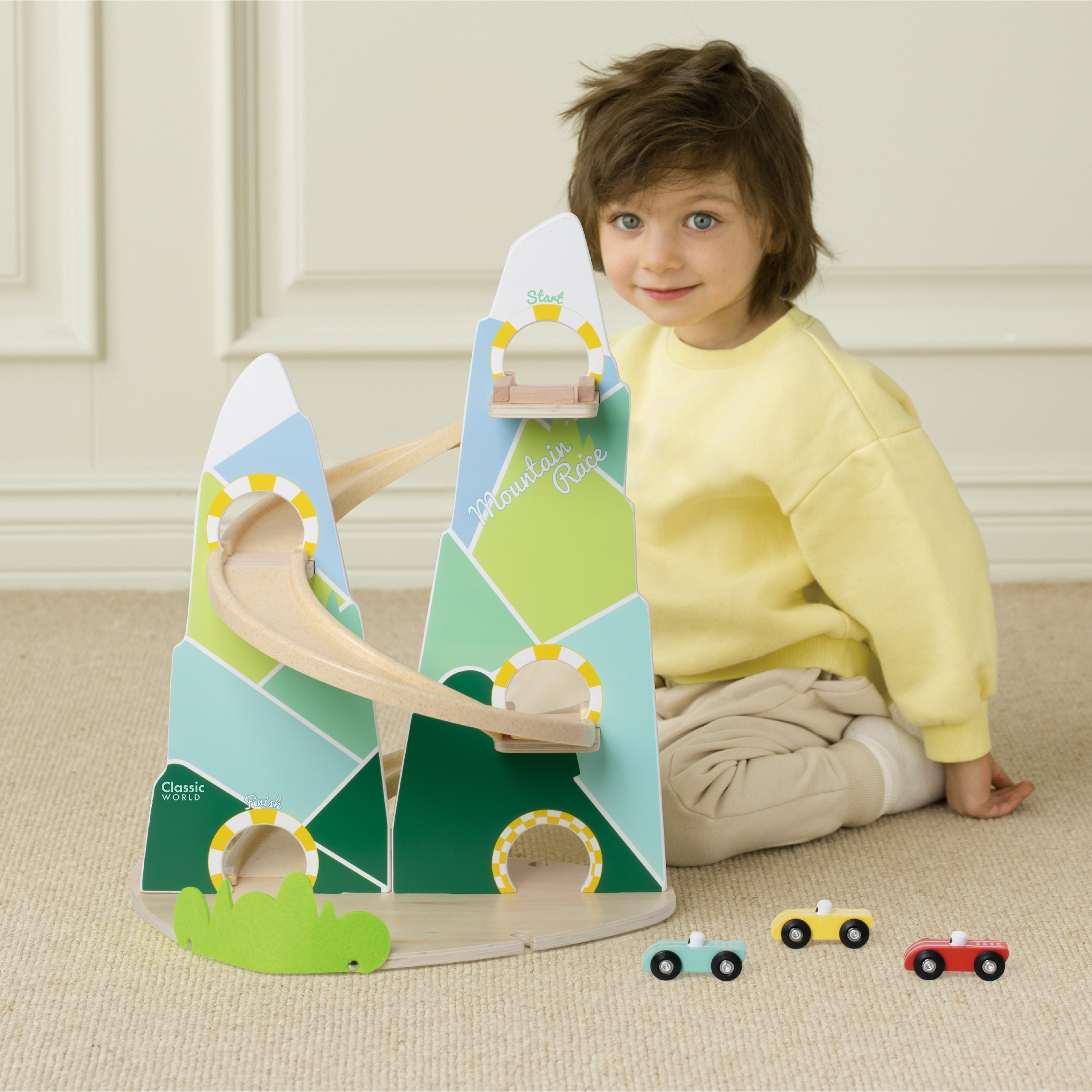 Kahe mäe kujuline võidusõidurada