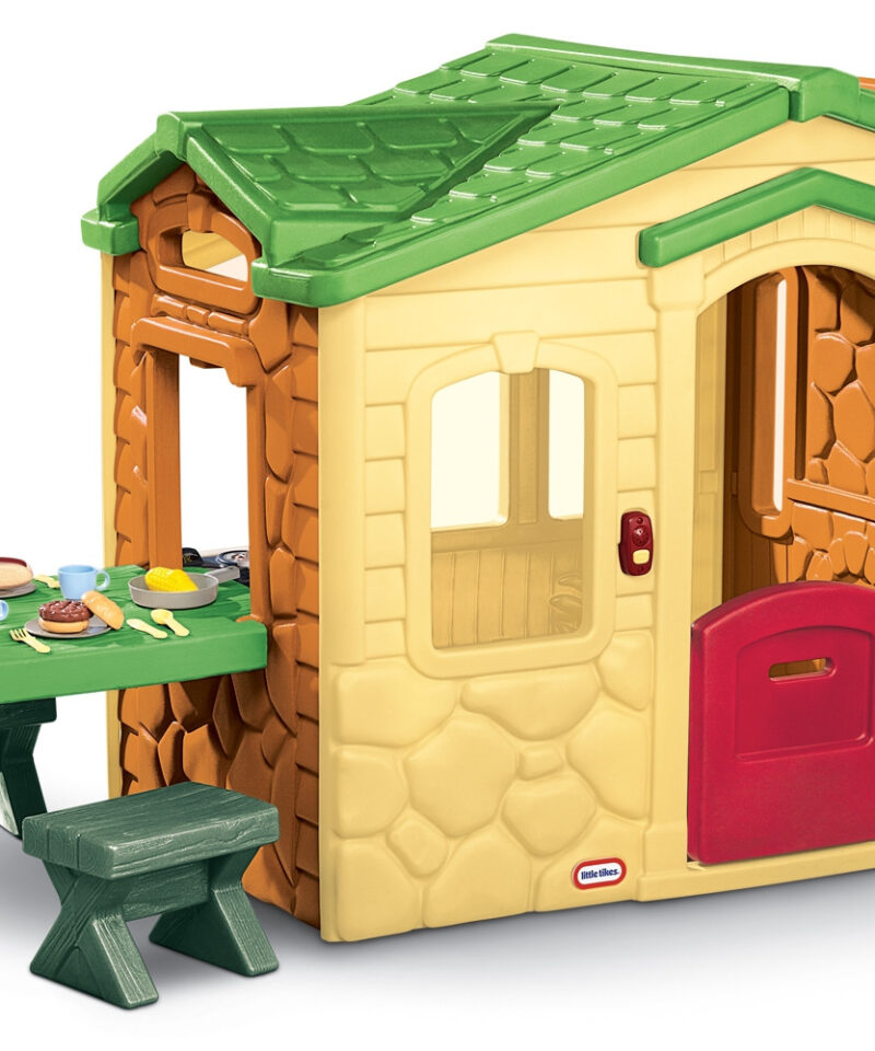 Laste mängumaja koos terrassiga