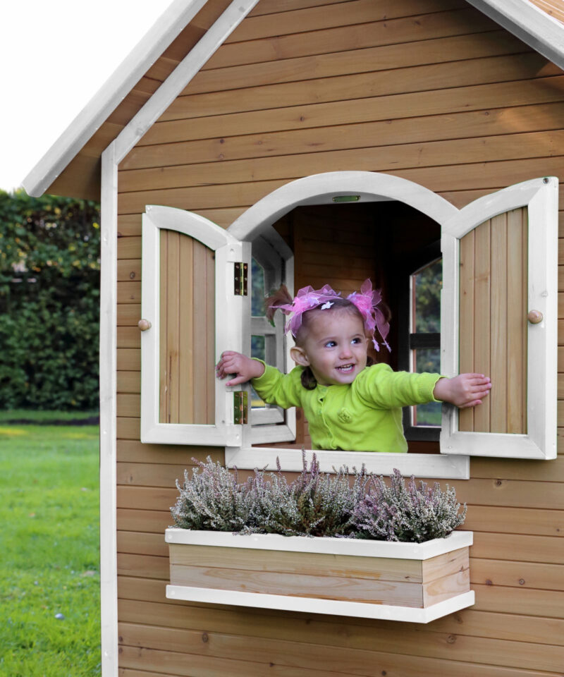 Kvaliteetne puidust mängumaja