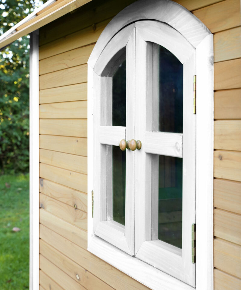 Kvaliteetne puidust mängumaja