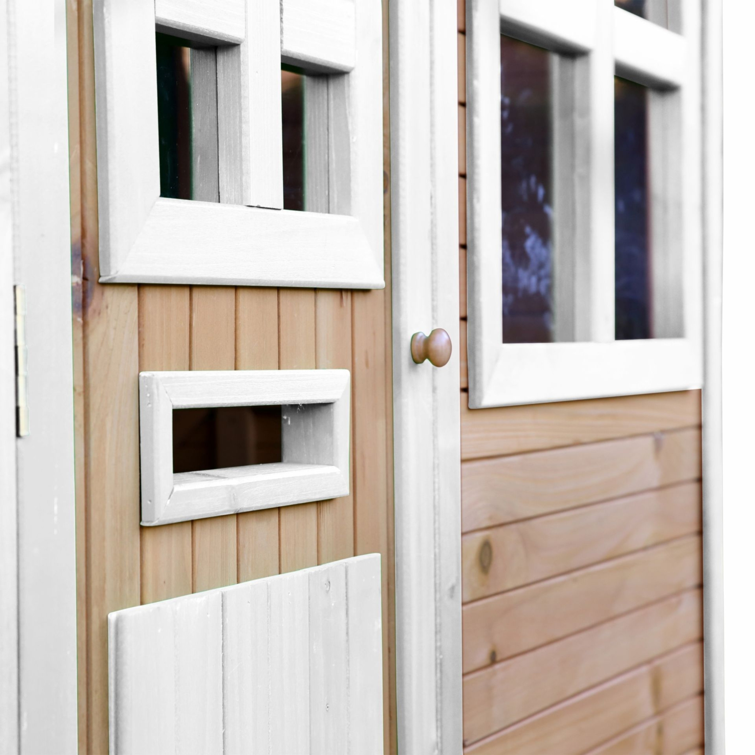 Kvaliteetne puidust mängumaja