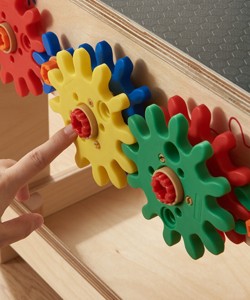 STEM ühilduv töölaud lastele