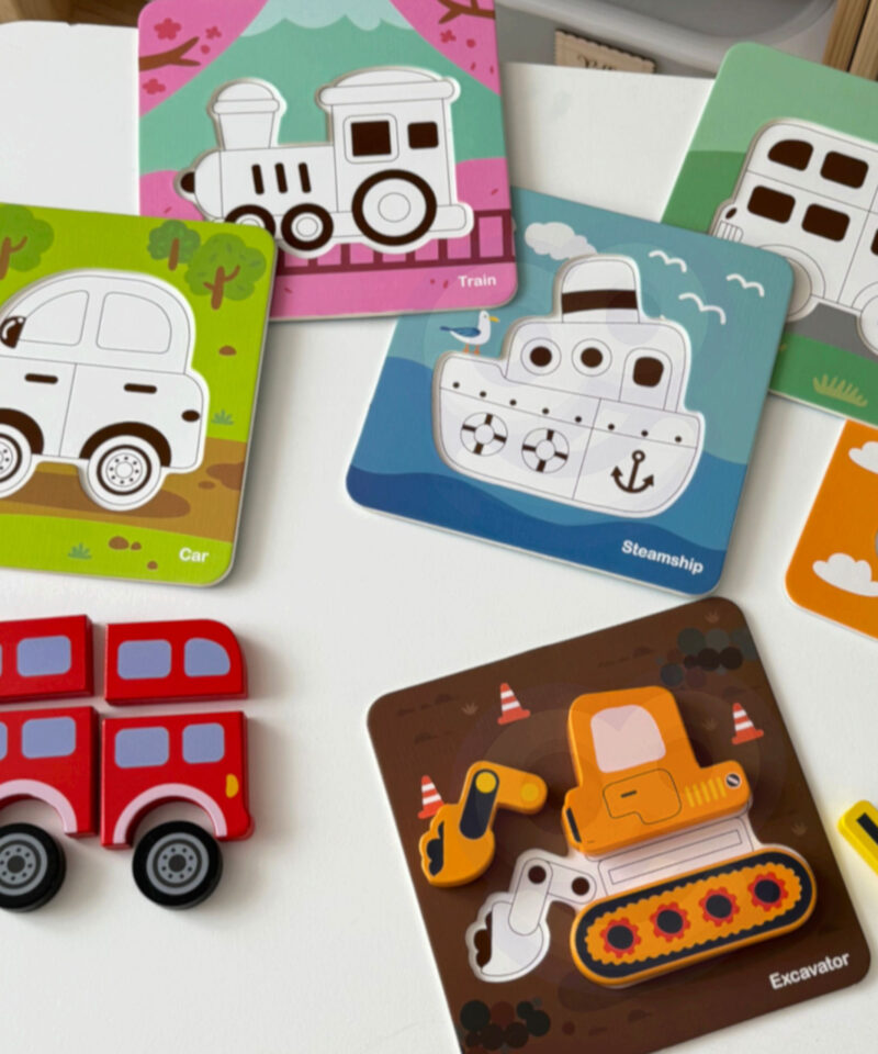 Lastele mõeldud puidust pusle, mis õpetab kujundeid