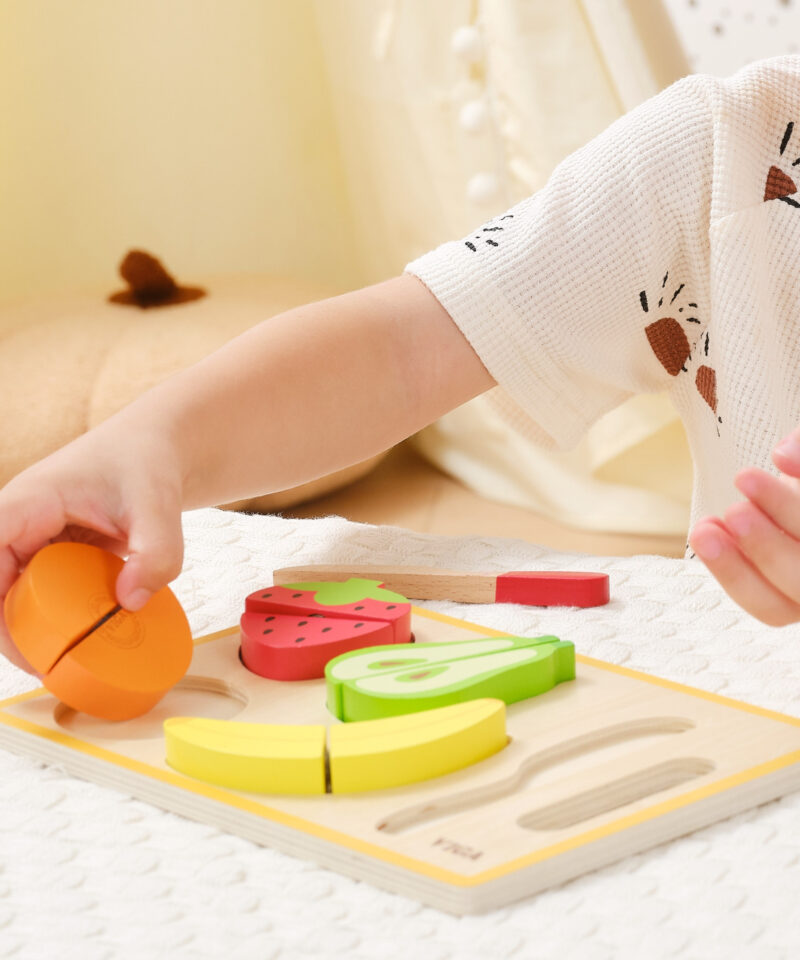 Arendav puidust mäng lastele