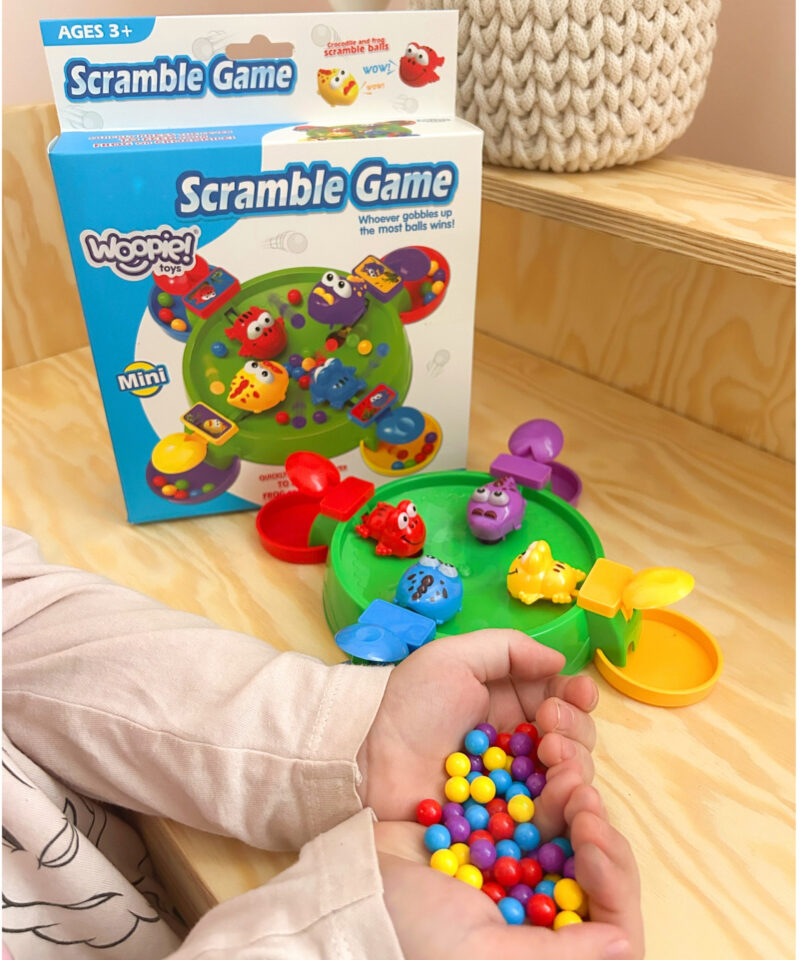 Rõõmsad lapsed mängimas