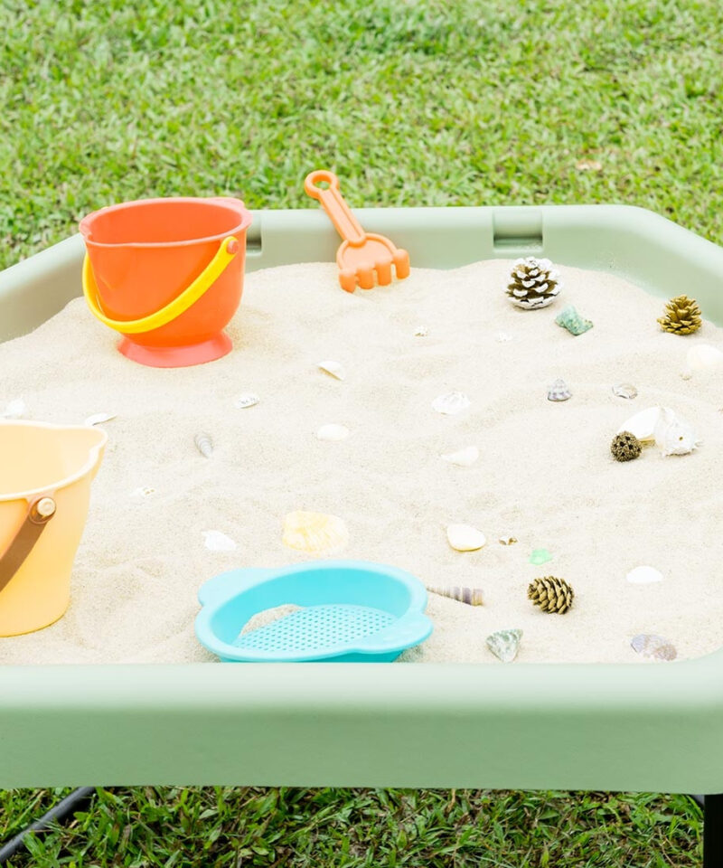 Mängulaud väikeste maailmade loomiseks