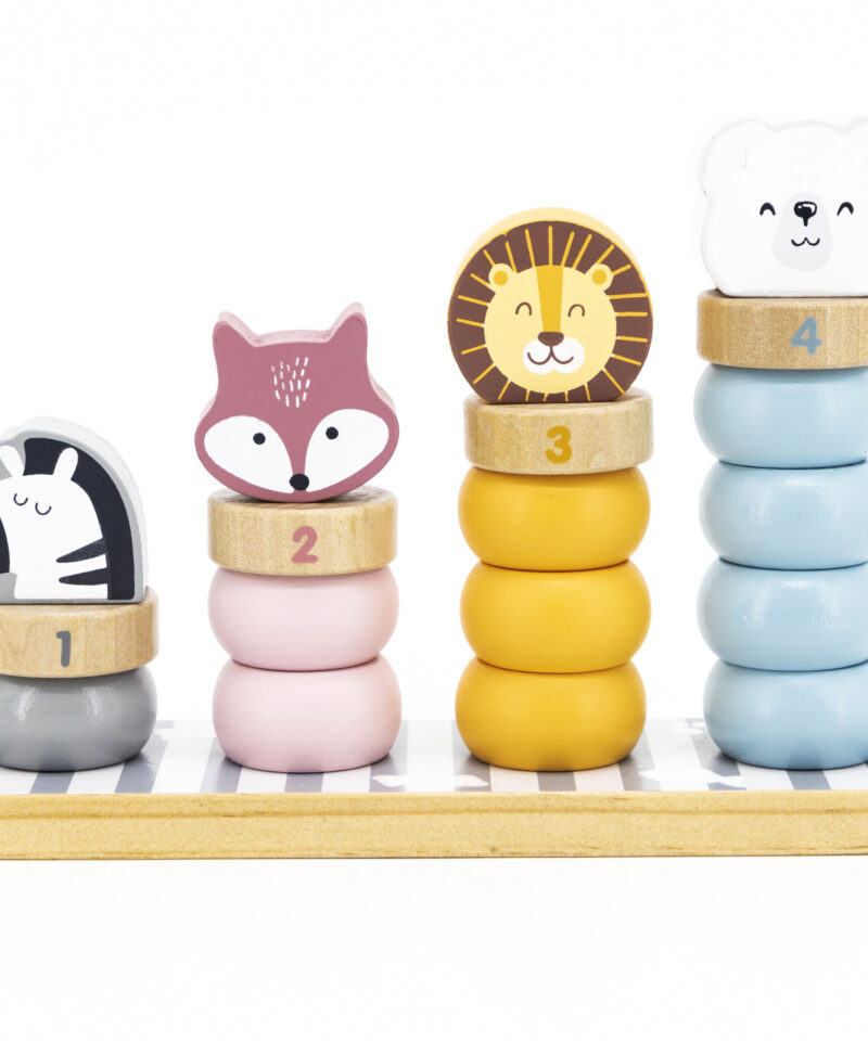 Erksad ja lapsesõbralikud värvid puidust puzzle