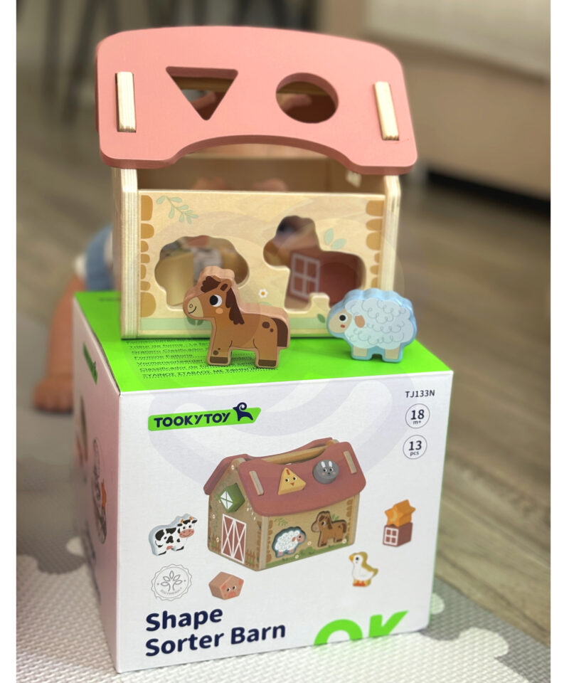 Kvaliteetne puidust farmikomplekt