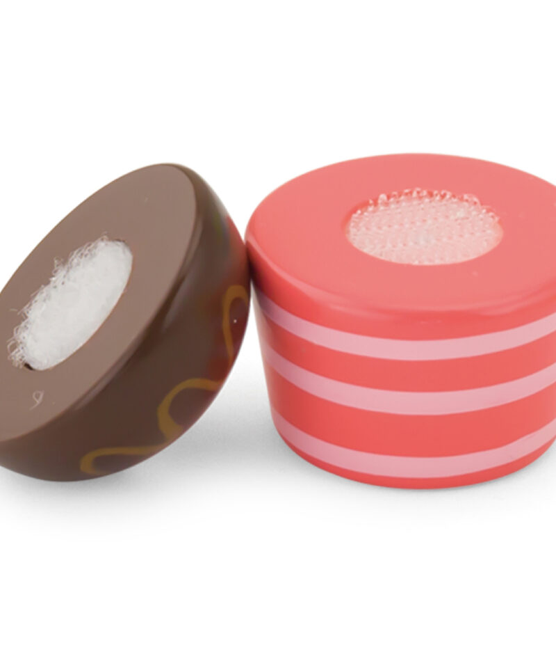 Erksavärvilised puidust mänguasjad