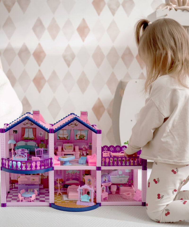 Kahe korrusega mängumaja lastele