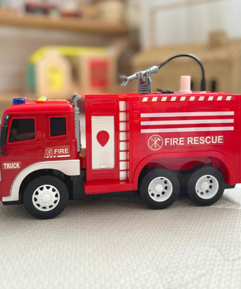 Veefunktsiooniga tuletõrjeauto