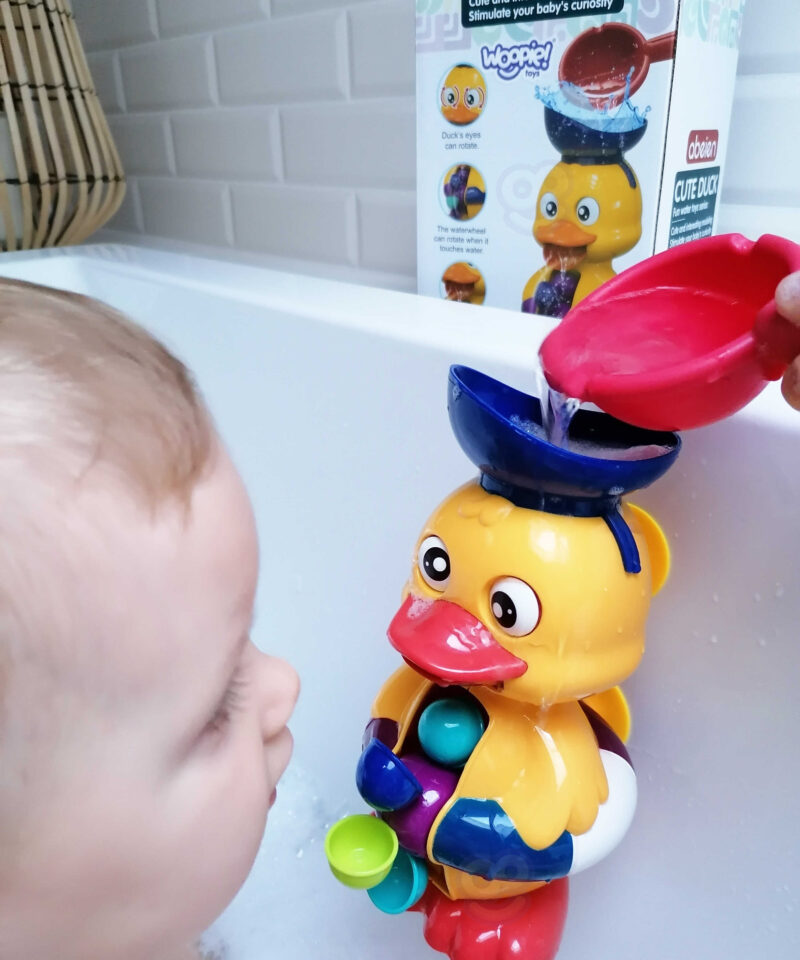 Stimuleeriv vannimänguasi