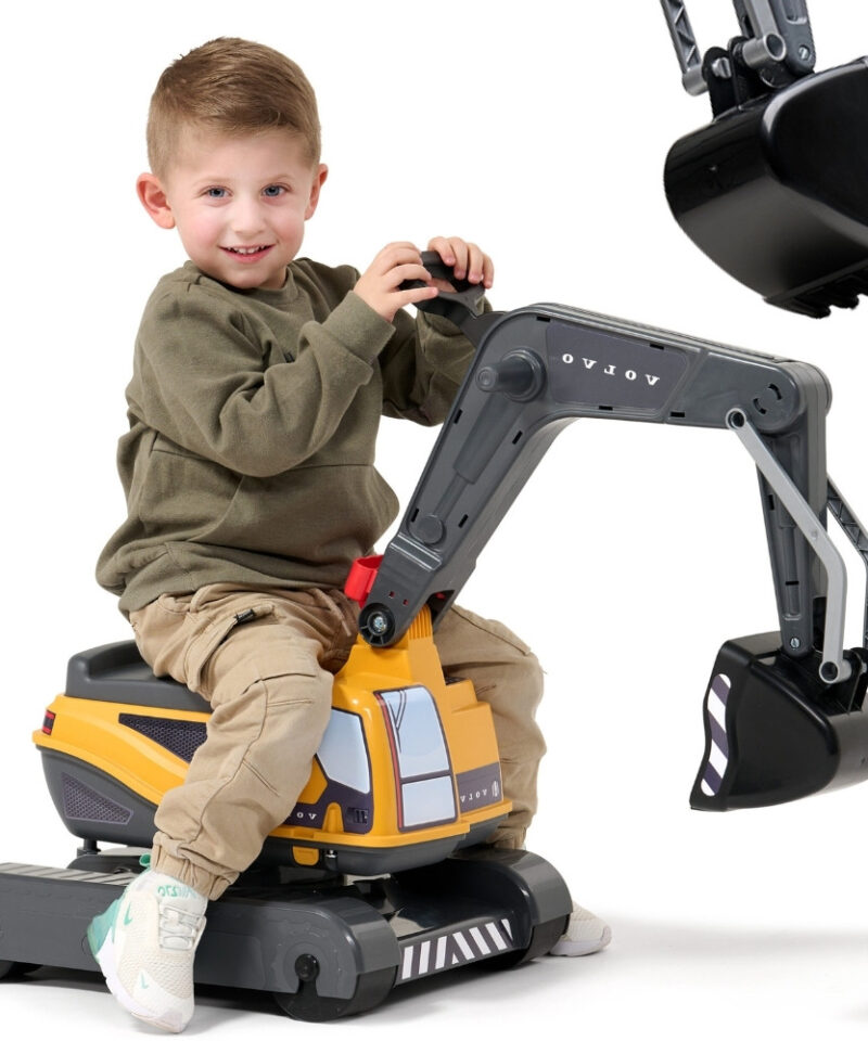 Laste ekskavaator liikuva kopaga mänguasjana