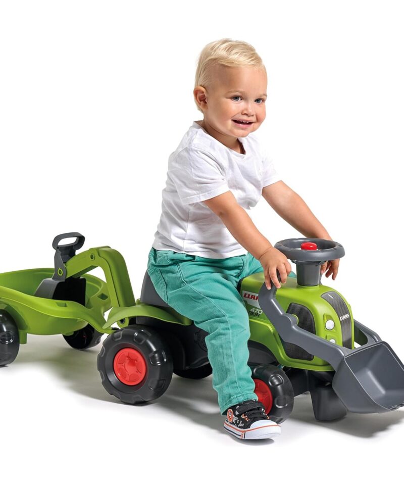 Traktor koos liikuva kopaga