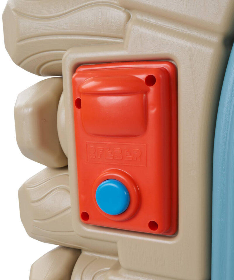 Liigutatav laud ja pingid aiamajas