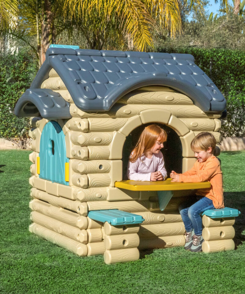 Aiamaja koos elektrilise uksekellaga