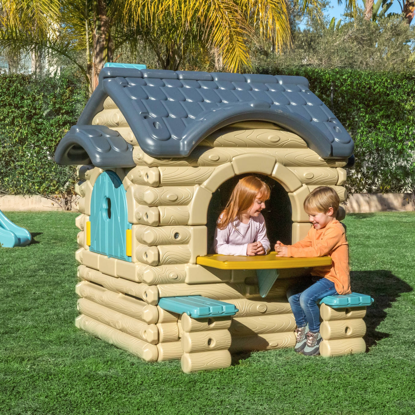 Aiamaja koos elektrilise uksekellaga