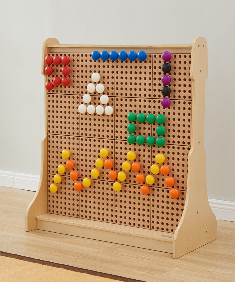 Klotsid kaheksas erinevas värvitoonis