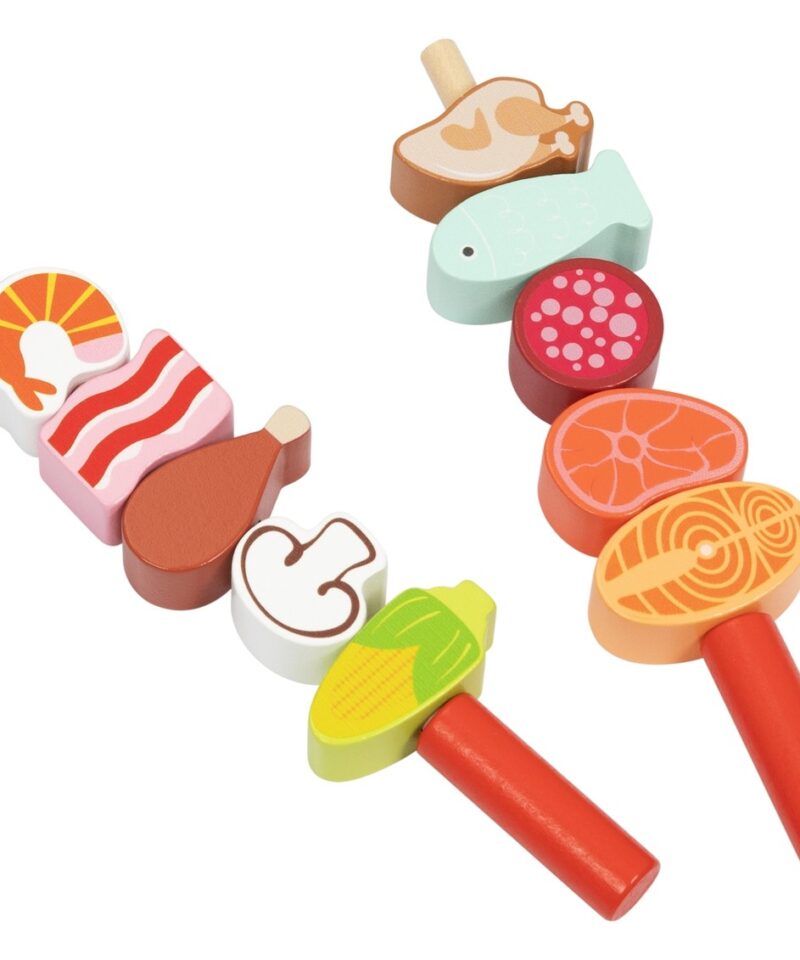 Arendav puidust mänguasi lastele