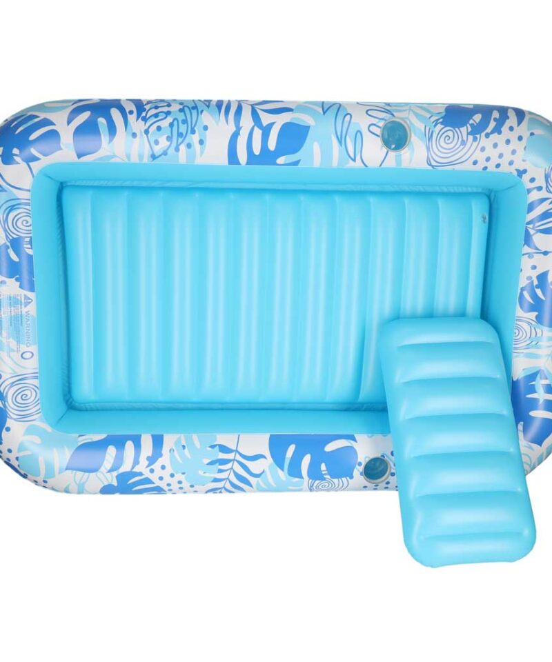 Suvine lõõgastus madratsiga