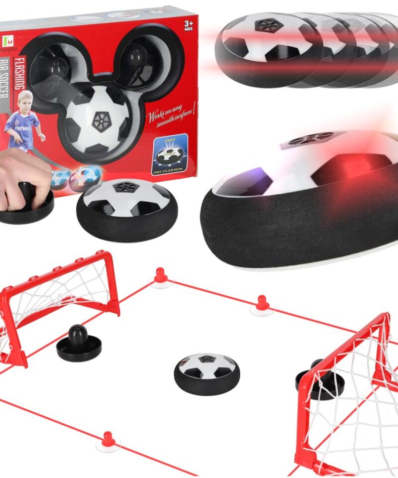 Lendav jalgpallimäng koos väravatega