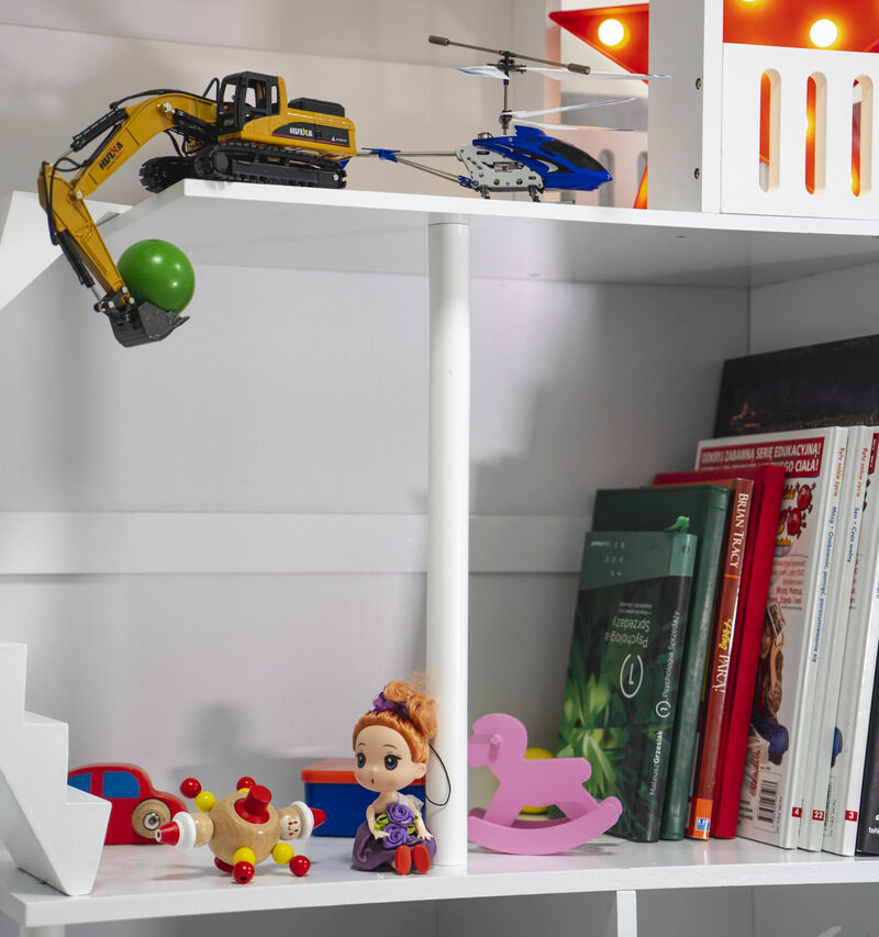 Keskkonnasõbralik raamaturiiul lastele