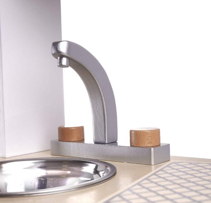 Mänguköök lihtne kokku panna