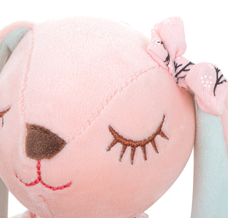 Turvaline jänku mänguasi