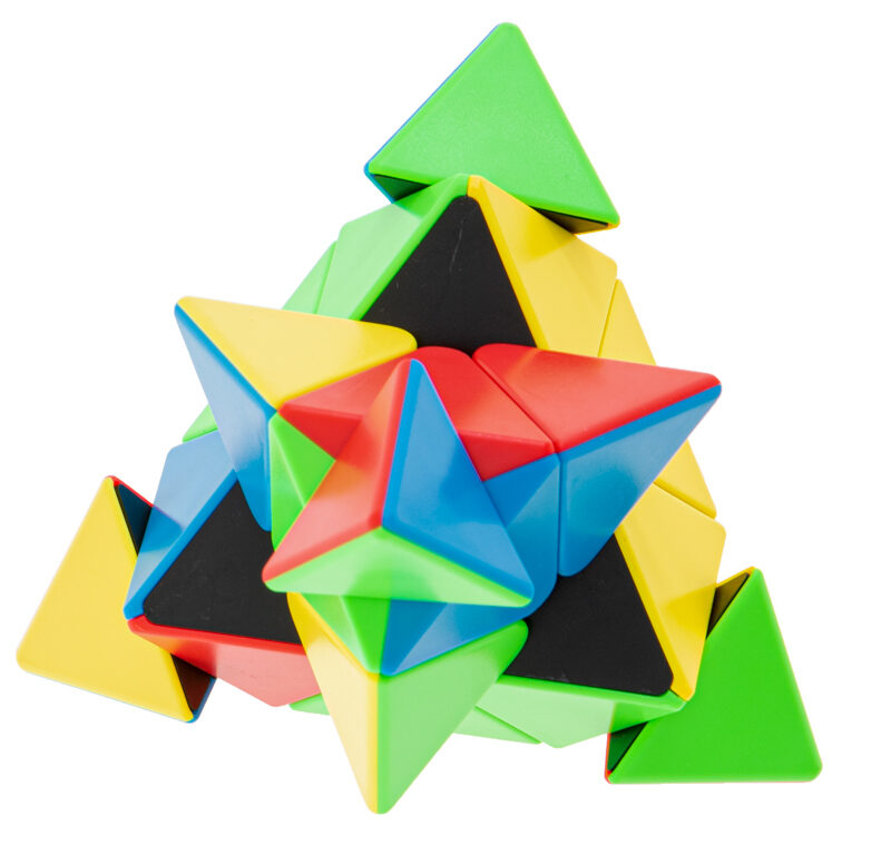 Püramiidkuubik lastele ja täiskasvanutele