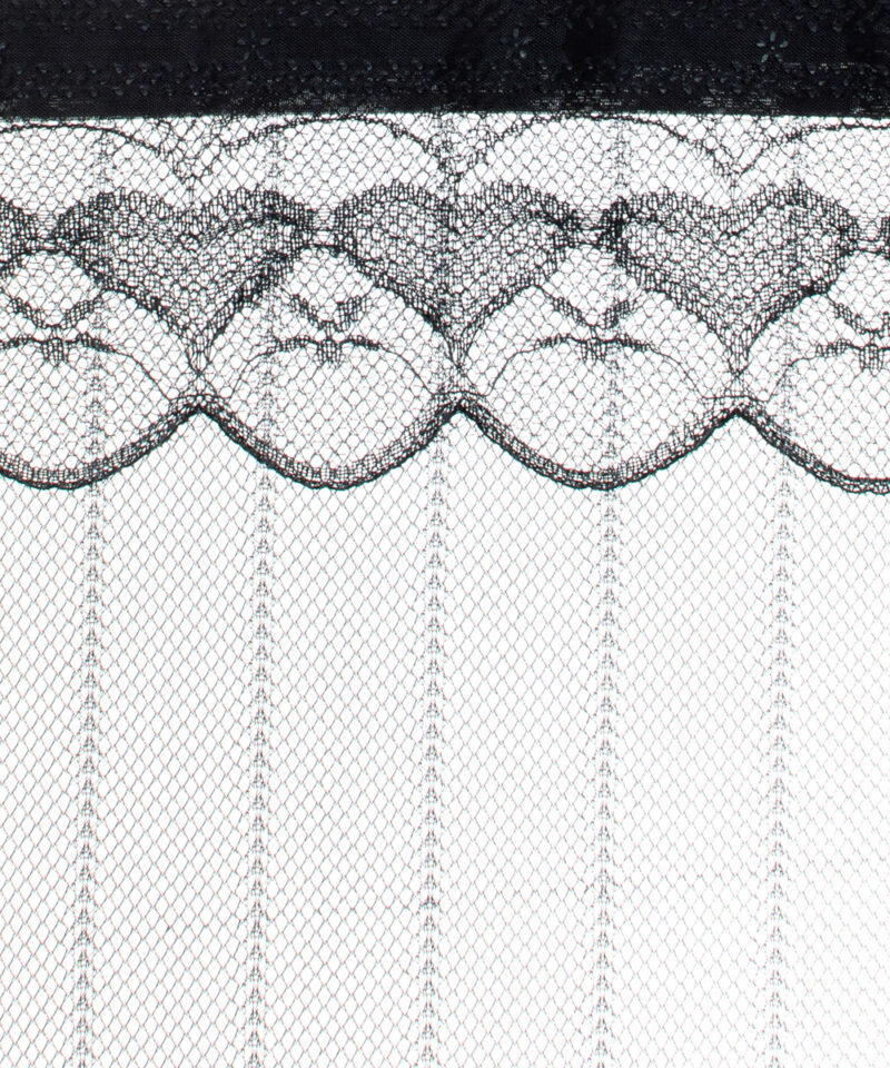 Musta värvi magnetkinnitus