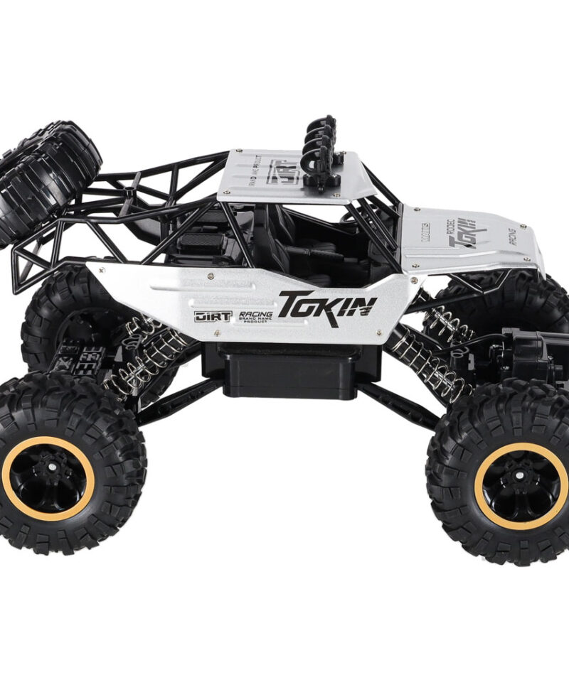 Kaugjuhitav hõbedane sõiduk