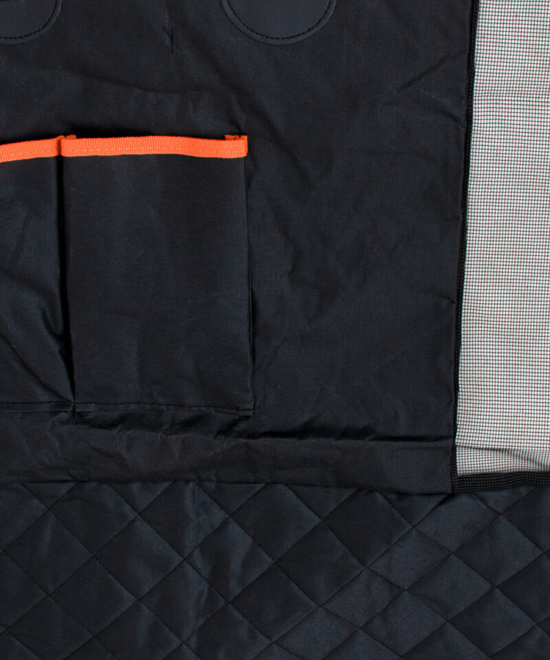 Mugav ja turvaline istmekate lemmikloomale