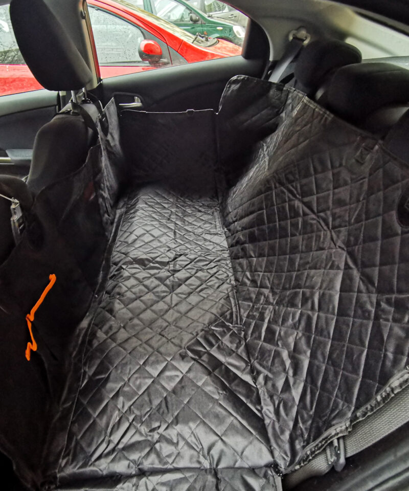 Universaalne istmekate enamikele autodele