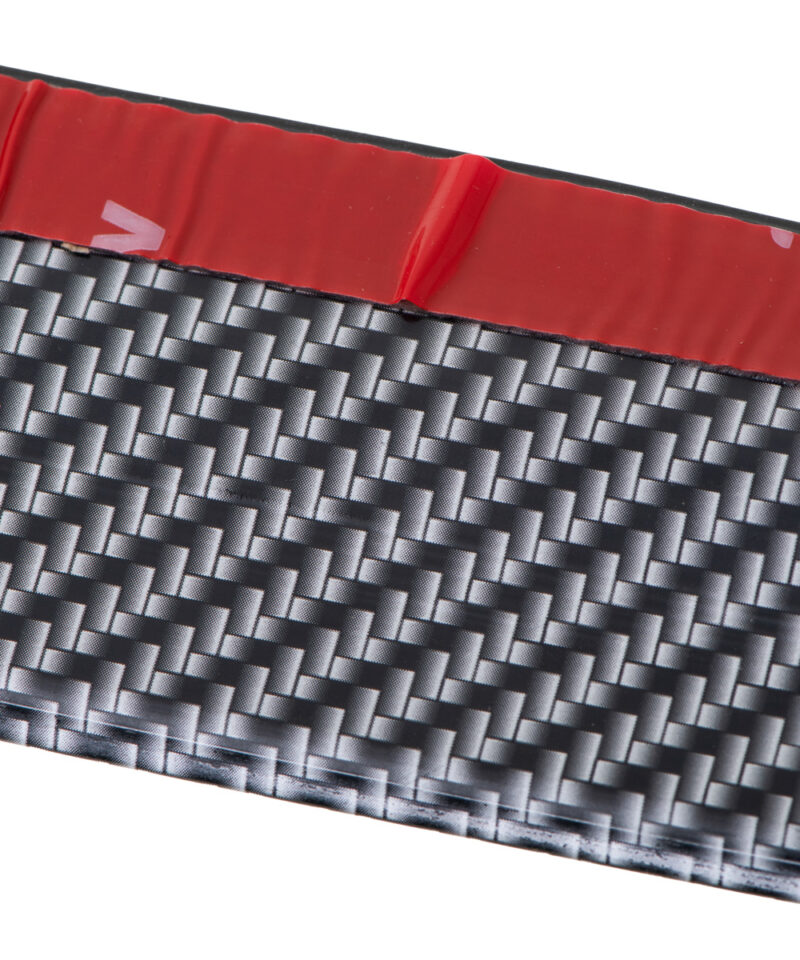 Vastupidav ja elastne auto kaitseliist