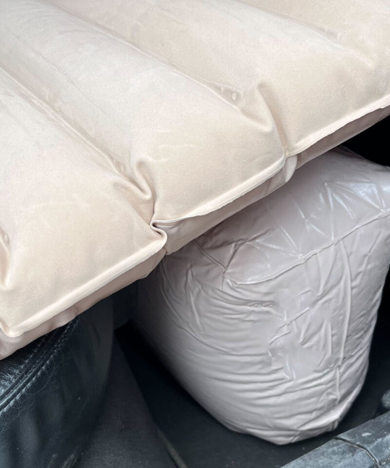 Madrats koos elektrilise pumbaga