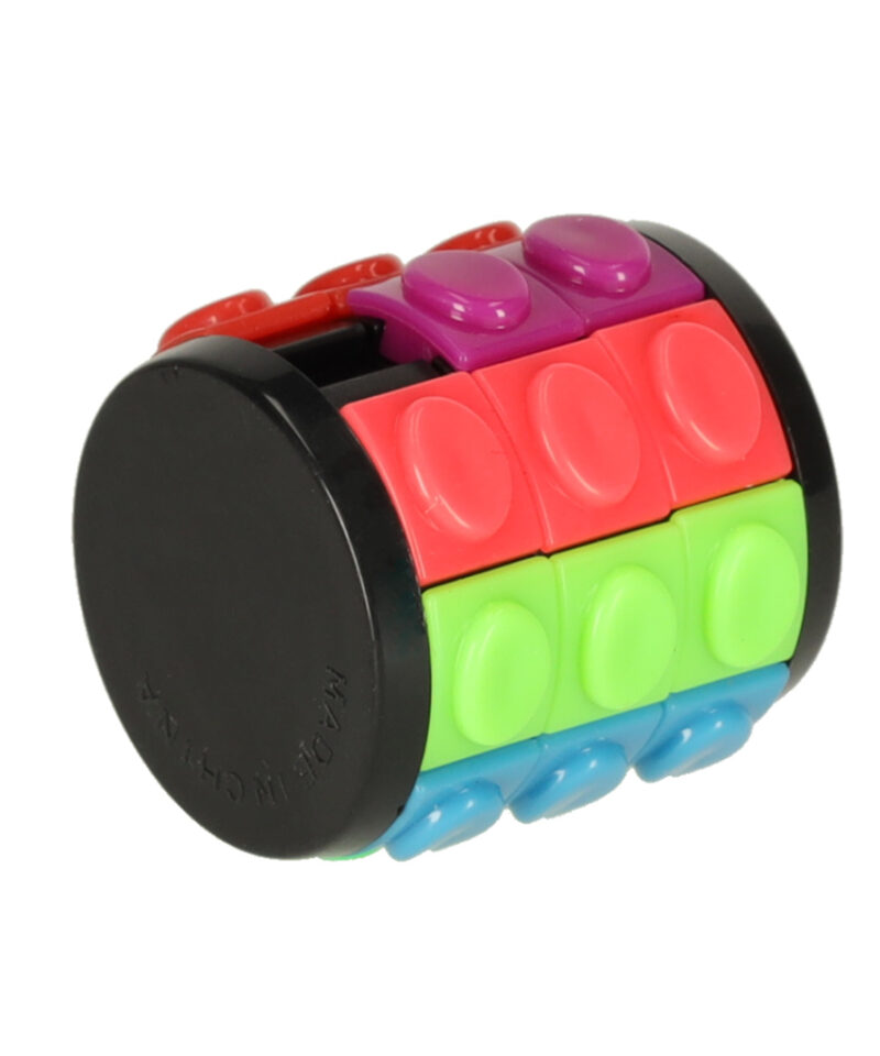 Pöörlevate rõngastega mõistatusmäng