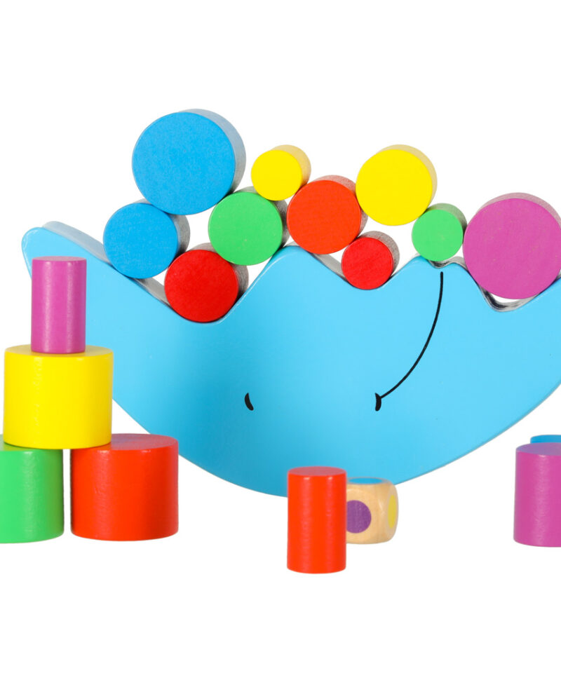 Värvilised klotsid kiikuvatel alustel