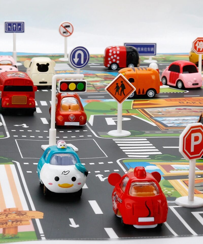 Värvikas mängumatt lastele