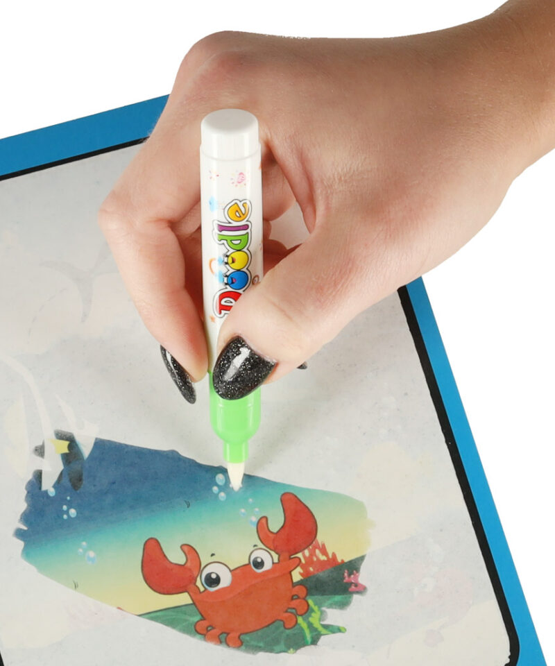 Laste värviraamat veega