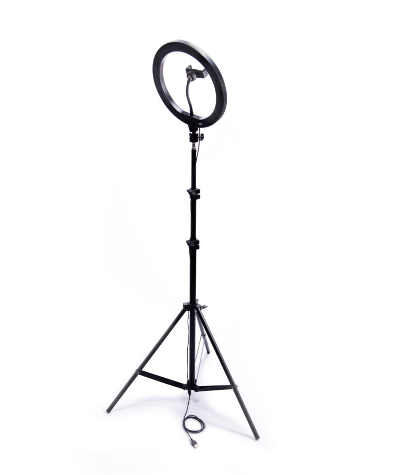 Mitmekülgne LED-rõngaslamp pildistamiseks