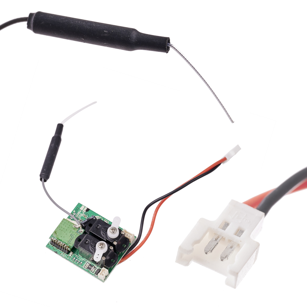 Droonijuhtimise kontrollerplaat lähivaates