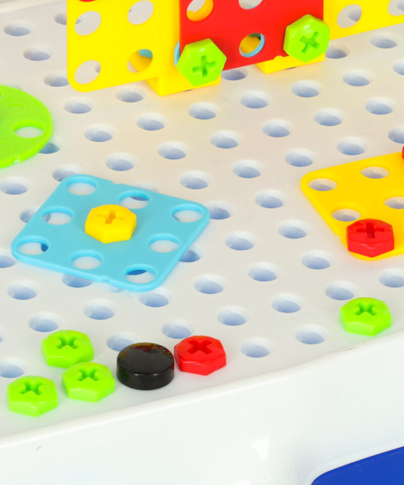 Mängukomplekt noortele meisterdajatele