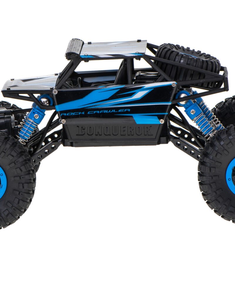 4WD auto koos juhtimispuldiga