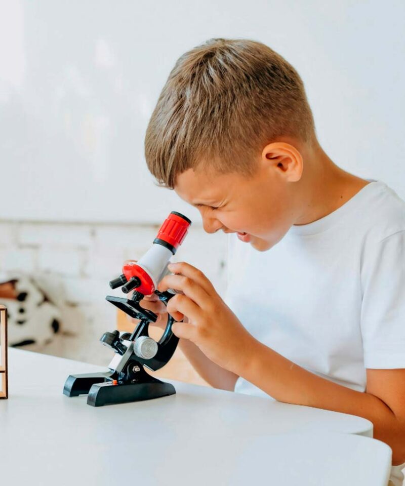 Mikroskoopi kasutamine ja tarvikud