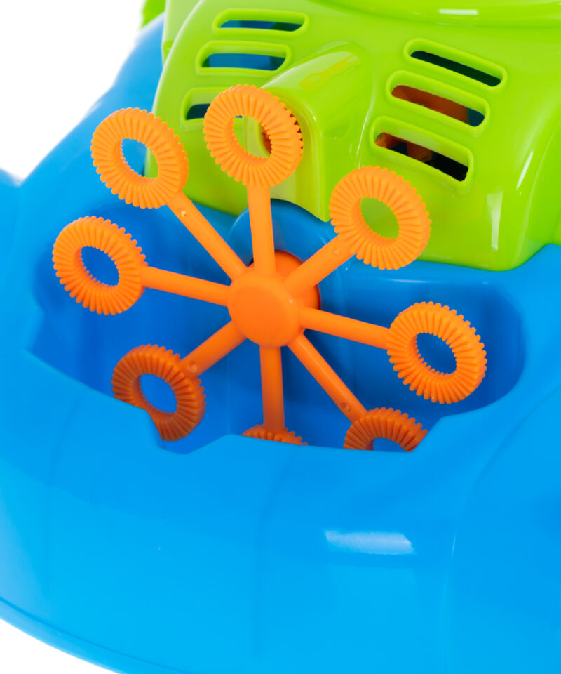 Värvilised seebimullid ja mängukäru