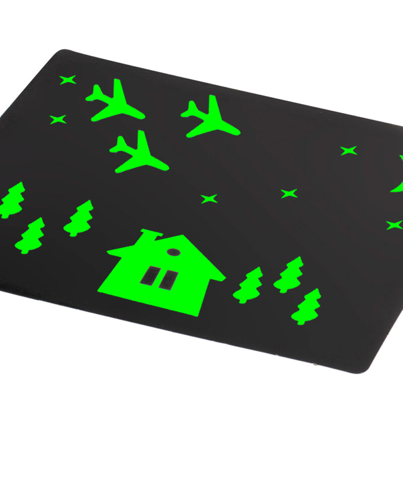 Tahvel, mis helendab pimedas